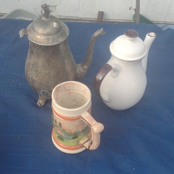 Vintage Teapot and Stein - Picture 1 of 3